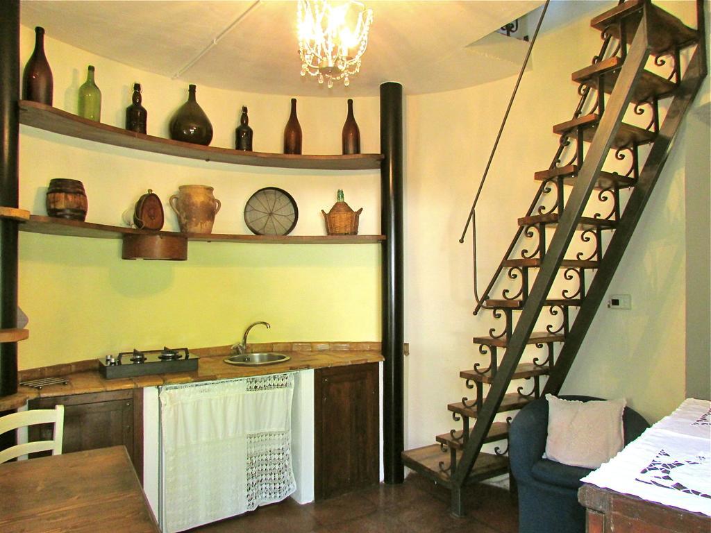 Agriturismo "Borgo Madonna Degli Angeli" - Charming Cottages In The Gardens ! Tocco da Casauria Exterior photo